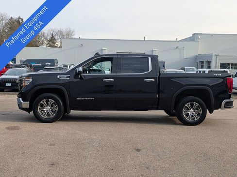 Certified 2025 GMC Sierra 1500 SLT image 7