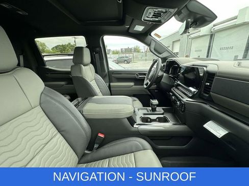 Used 2026 Chevrolet Silverado 1500 ZR2 AWD/4WD image 2