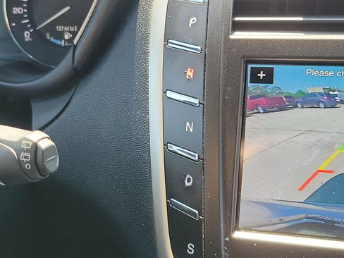 Used 2019 Lincoln MKC Reserve FWD image 27