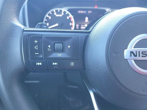 Used 2021 Nissan Rogue SV image 38