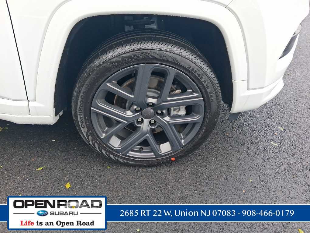 Used 2024 Jeep Compass Limited w/ High Altitude Package AWD/4WD image 13