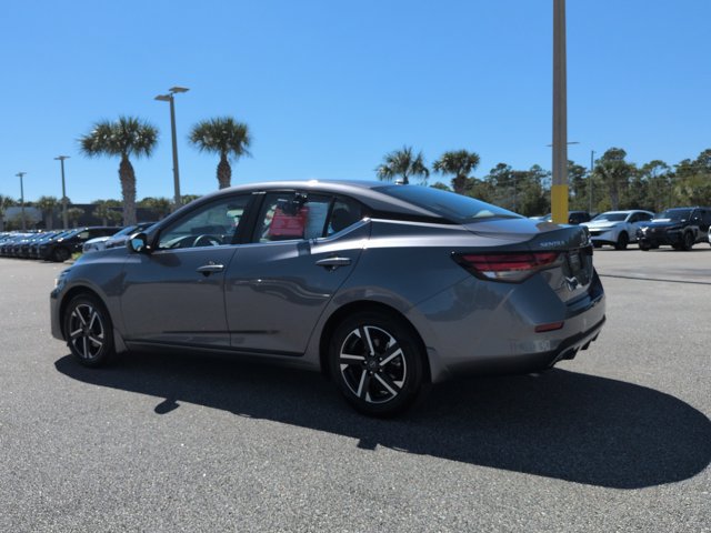 Used 2025 Nissan Sentra SV FWD image 7