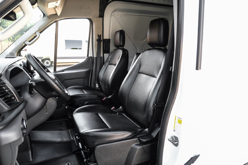 Used 2025 Ford Transit 250 148 High Roof Extended RWD image 30