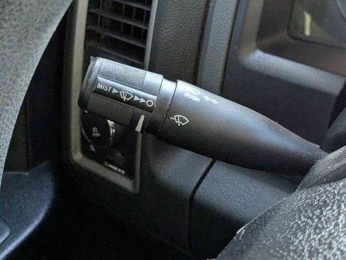 Used 2018 RAM 1500 Express w/ Express Value Package image 25