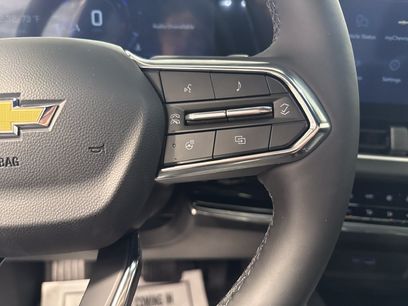 New 2027 Chevrolet Equinox LT w/ Convenience Package II