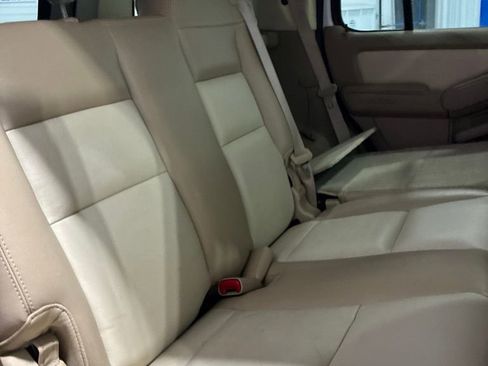 Used 2007 Ford Explorer Eddie Bauer RWD image 29