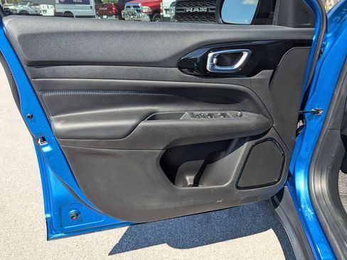 New 2026 Jeep Compass Latitude image 17