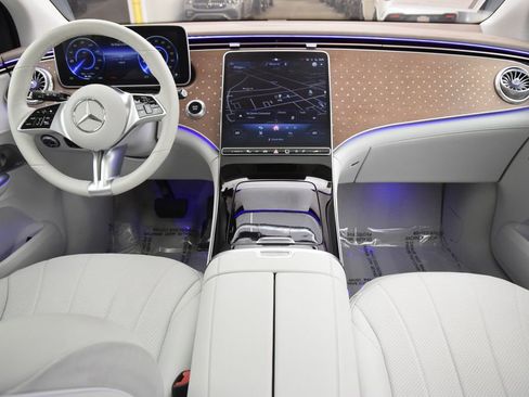Used 2023 Mercedes-Benz EQE 350+ 4MATIC SUV image 20