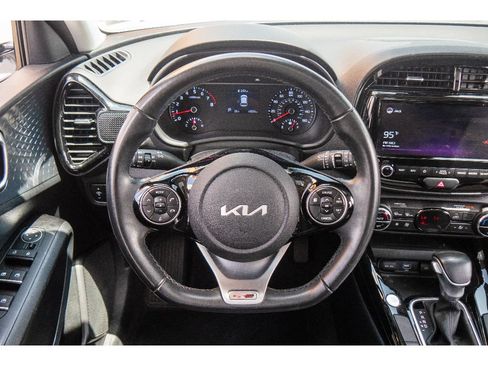 Used 2022 Kia Soul GT-Line FWD image 23