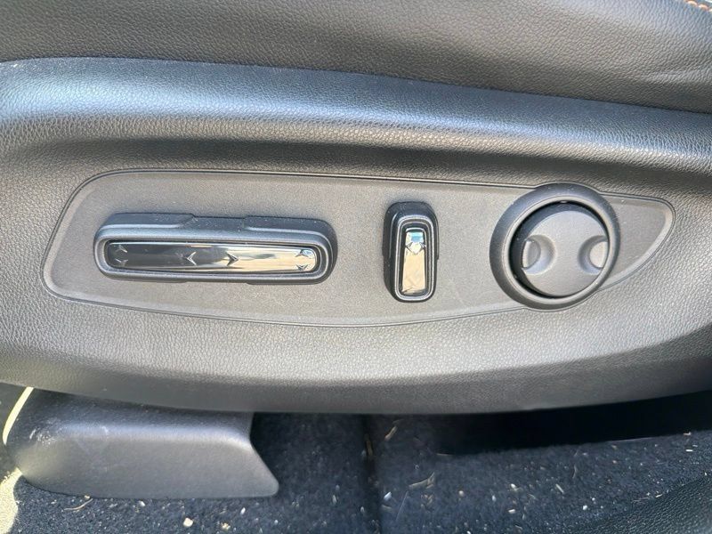 Used 2025 Honda CR-V Sport Touring image 14