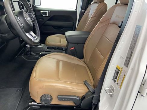 Used 2023 Jeep Wrangler Unlimited Sahara w/ Cold Weather Group image 18