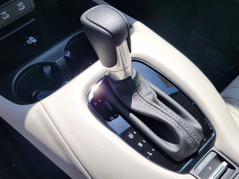 New 2026 Honda HR-V LX image 13
