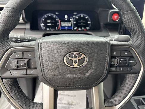 New 2025 Toyota Tacoma 2WD Double Cab image 17