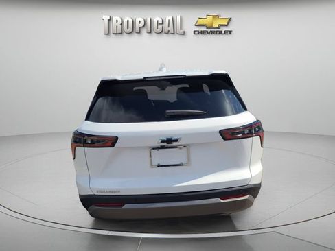 New 2026 Chevrolet Equinox LT w/ Safety and Technology Package FWD image 4