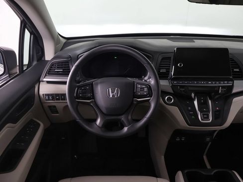 Certified 2026 Honda Odyssey EX-L image 36
