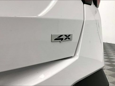 Used 2025 Kia Sorento EX AWD/4WD image 9