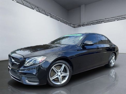 Used 2017 Mercedes-Benz E 300 4MATIC image 15