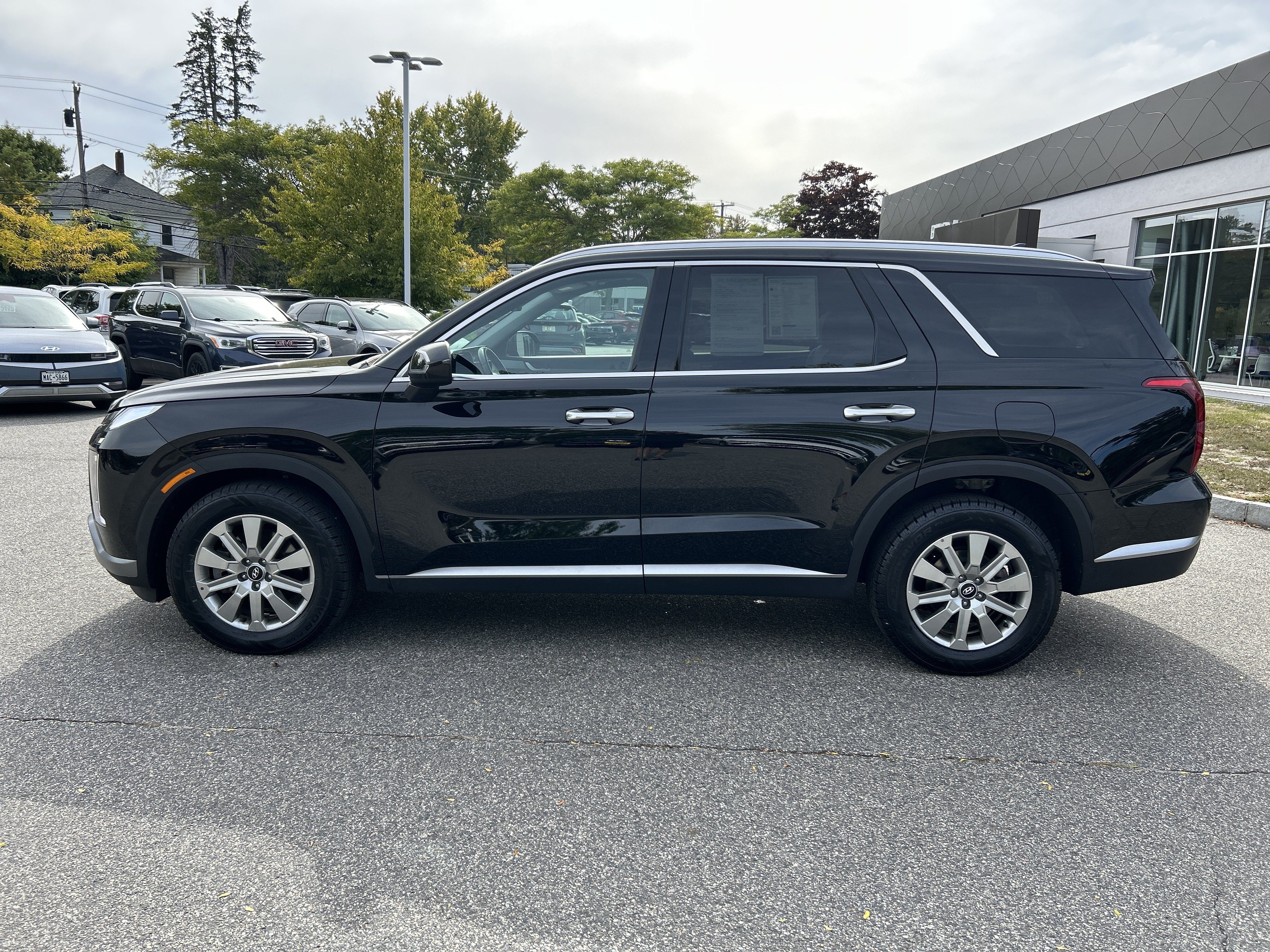 Certified 2025 Hyundai Palisade SEL AWD/4WD image 8