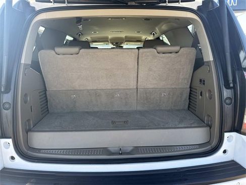 Used 2018 GMC Yukon SLT image 10