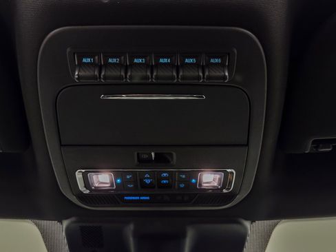 Used 2025 Ford F150 Raptor image 23