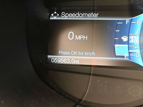 Used 2017 Ford Edge Titanium w/ Equipment Group 301A AWD/4WD image 32