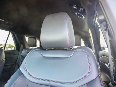 Used 2025 Ford Explorer ST-Line w/ Premium Package image 22