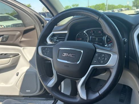 Used 2019 GMC Acadia SLT FWD image 8