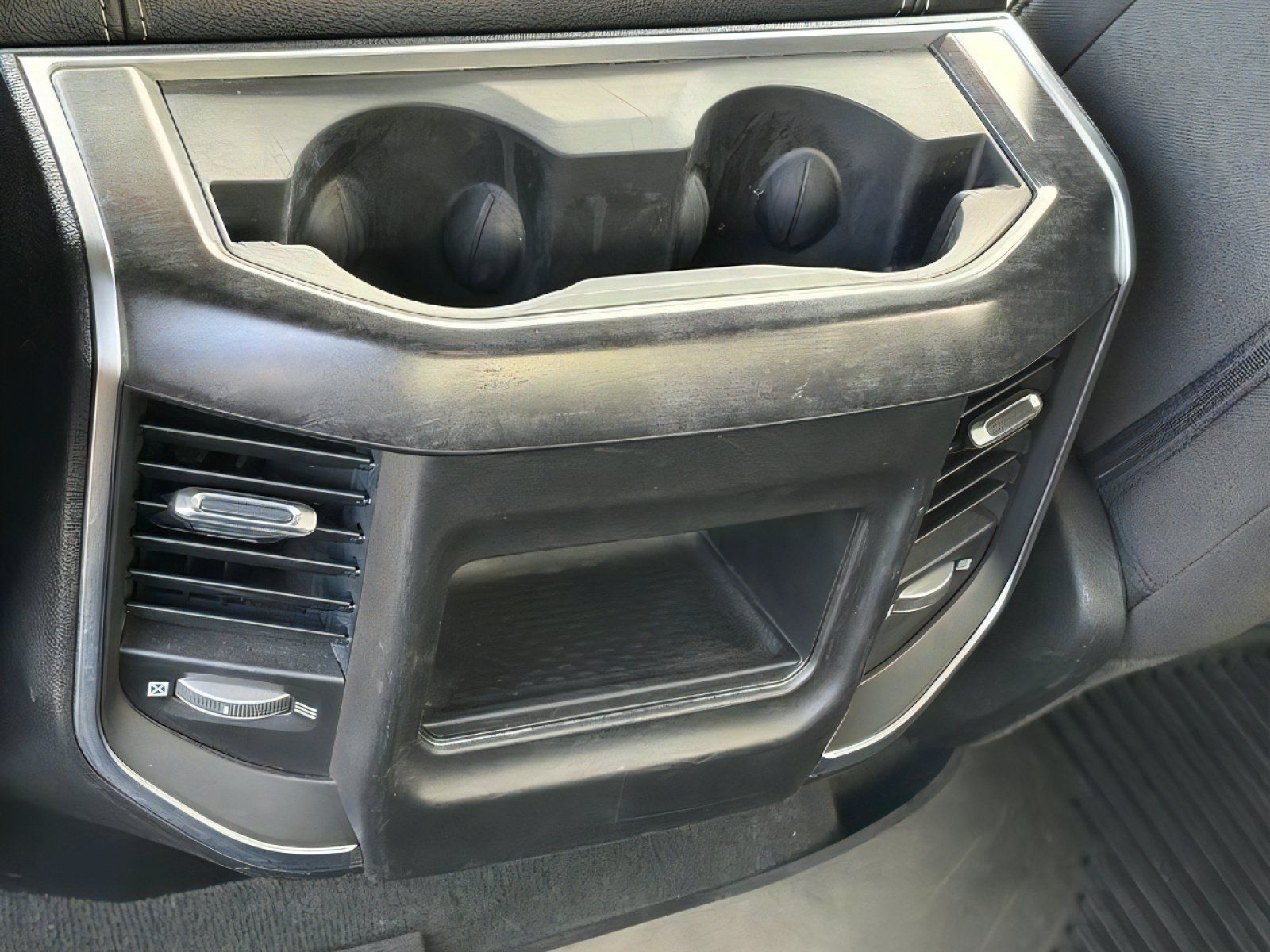Used 2024 RAM 1500 Big Horn AWD/4WD image 14