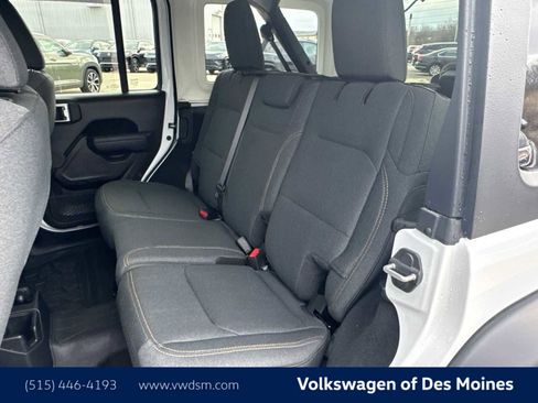 Used 2024 Jeep Wrangler Sport S image 12