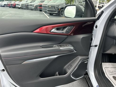 New 2026 Chevrolet Traverse RS w/ LPO, Floor Liner Package AWD/4WD image 20