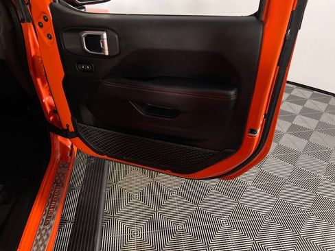 Used 2020 Jeep Gladiator Rubicon image 35