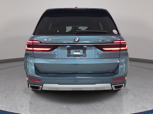 Certified 2025 BMW X7 xDrive40i w/ Executive Package image 7