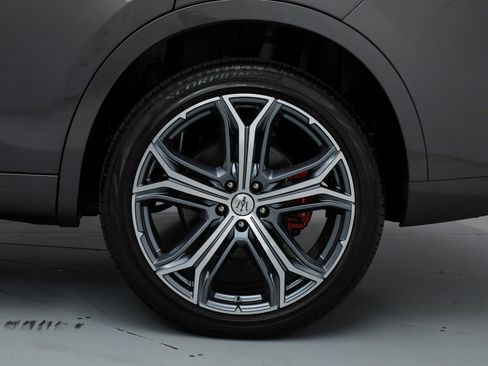 Certified 2023 Maserati Levante GT AWD/4WD image 24