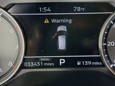 Used 2024 Mitsubishi Outlander SE image 13