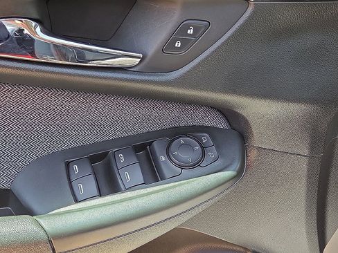 Used 2025 Chevrolet TrailBlazer LT FWD image 20