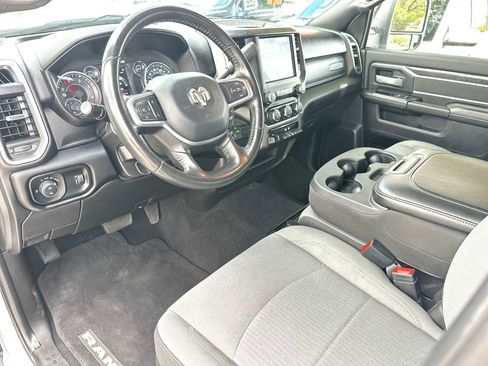 Used 2024 RAM 3500 Big Horn AWD/4WD image 19