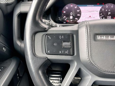 Used 2023 Land Rover Defender 130 X AWD/4WD image 22