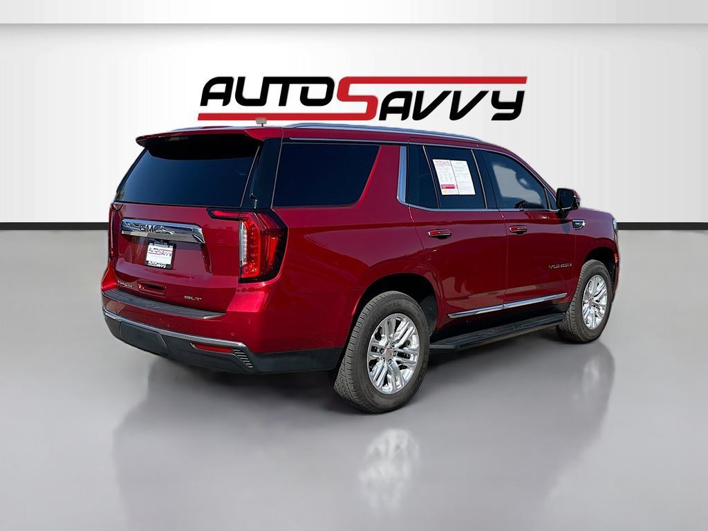 Used 2024 GMC Yukon SLT w/ SLT Luxury Package AWD/4WD image 7