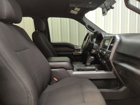 Used 2016 Ford F150 XLT w/ Equipment Group 302A Luxury image 21