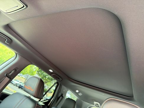 Certified 2025 Honda Pilot TrailSport image 15