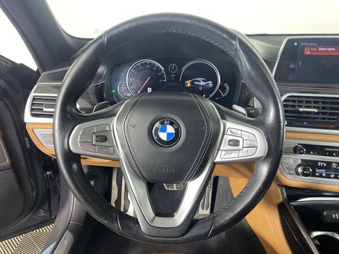 Used 2019 BMW 740i xDrive w/ Executive Package image 14
