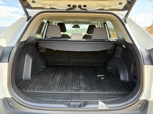 Used 2024 Toyota RAV4 XLE w/ Convenience Package image 12