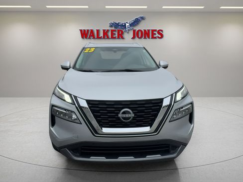 Used 2023 Nissan Rogue SL w/ SL Premium Package image 15