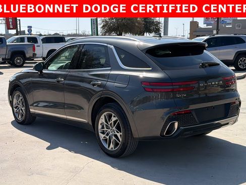 Used 2025 Genesis GV70 2.5T image 3