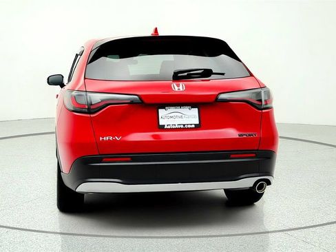 Used 2025 Honda HR-V Sport image 6