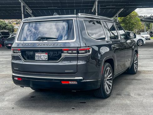 Used 2022 Jeep Grand Wagoneer Series III AWD/4WD image 7