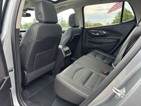 Used 2024 GMC Terrain Denali w/ Denali Premium Package AWD/4WD image 22