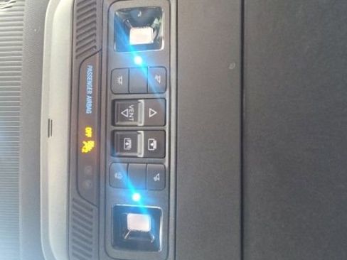 Certified 2025 Ford Explorer ST image 31