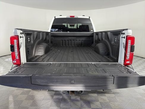 Certified 2025 Ford F450 King Ranch w/ FX4 Off-Road Package image 28