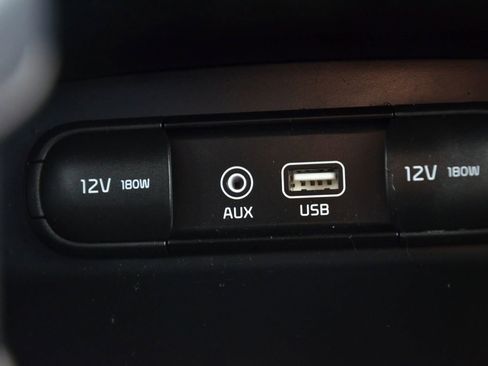 Used 2019 Kia Sorento LX image 23